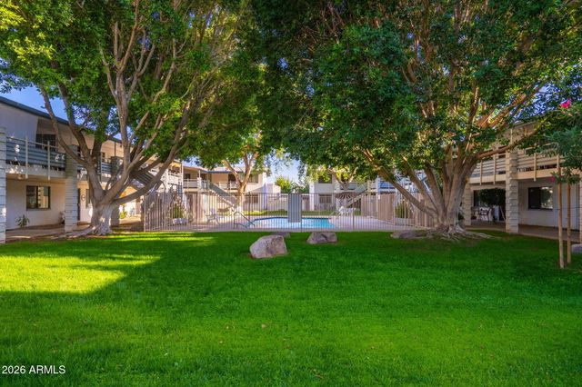 749 E MONTEBELLO Avenue 223, Phoenix, AZ 85014