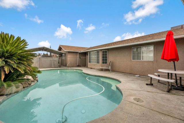 2469 Shaft Street, Selma, CA 93662