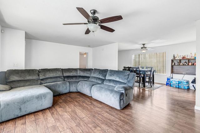 2469 Shaft Street, Selma, CA 93662