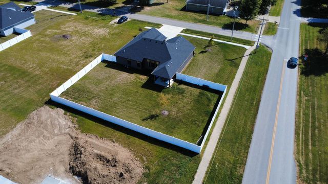 415 W FRANCIS ST, Sturgeon, MO 65284