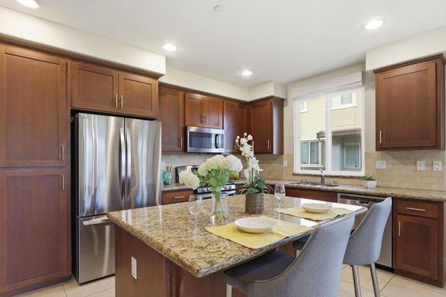 272 Currlin Circle, Milpitas, CA 95035