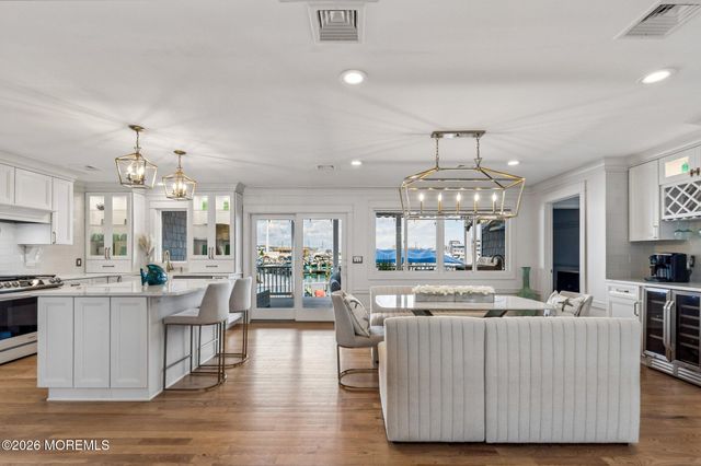 331 Venice Drive, Lavallette, NJ 08735