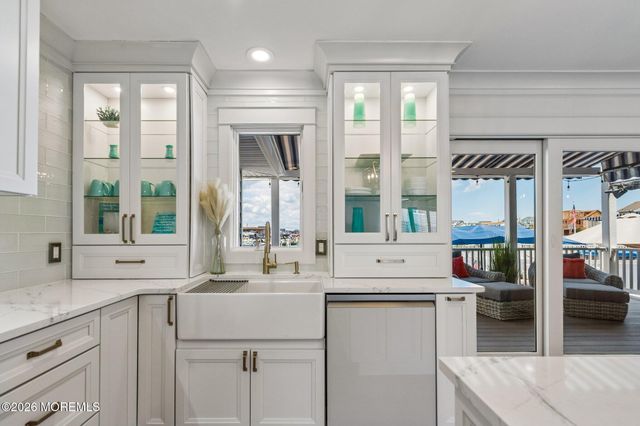 331 Venice Drive, Lavallette, NJ 08735