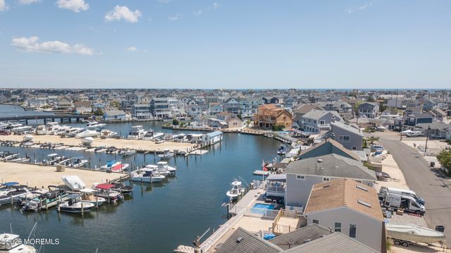331 Venice Drive, Lavallette, NJ 08735