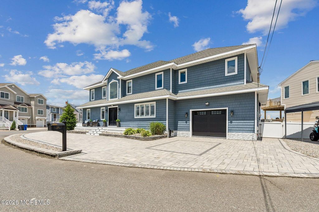 331 Venice Drive, Lavallette, NJ 08735