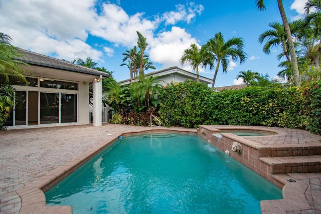 7929 Villa D Este Way, Delray Beach, FL 33446