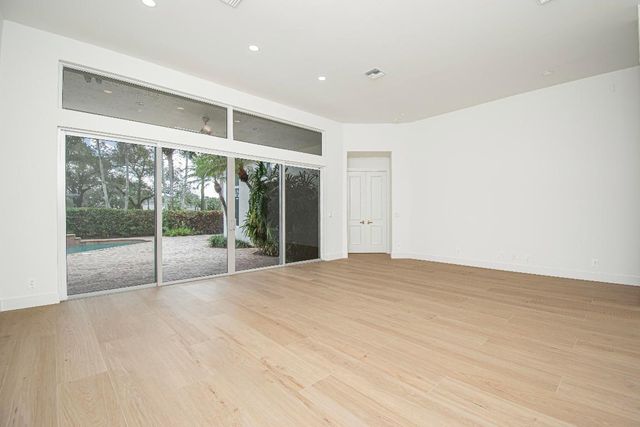 7929 Villa D Este Way, Delray Beach, FL 33446