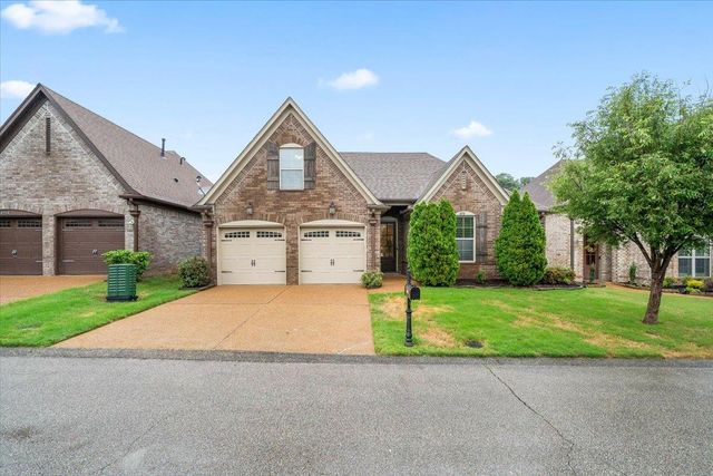 8558 WOODLAND ROSE CIR S, Memphis, TN 38016