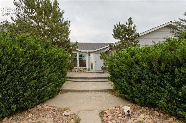 544 N Raymont Drive, Pueblo, CO 81007