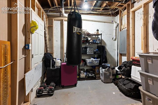 544 N Raymont Drive, Pueblo, CO 81007