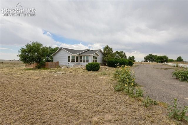 544 N Raymont Drive, Pueblo, CO 81007