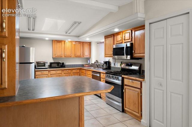 544 N Raymont Drive, Pueblo, CO 81007