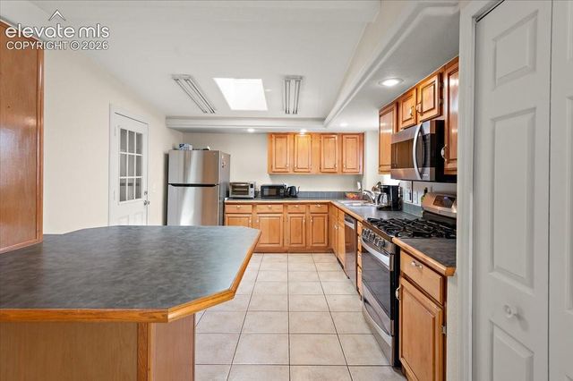 544 N Raymont Drive, Pueblo, CO 81007