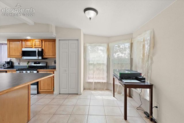 544 N Raymont Drive, Pueblo, CO 81007