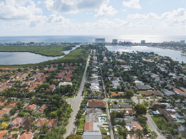 1114 Johnson Street, Hollywood, FL 33019