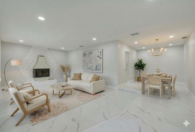 1114 Johnson Street, Hollywood, FL 33019