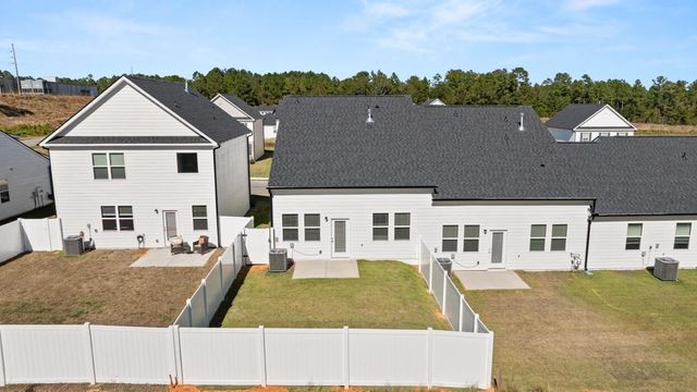 3086 Nolana Lp, Graniteville, SC 29829