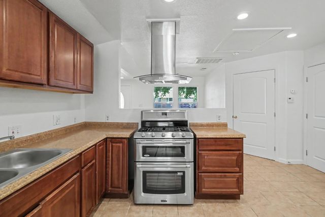 2313 Piercy Ave, Sacramento, CA 95838