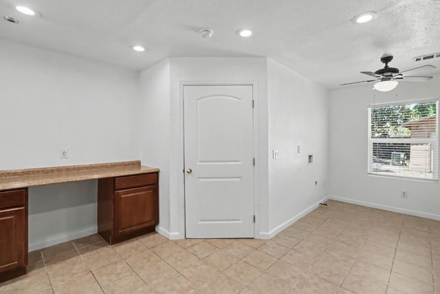 2313 Piercy Ave, Sacramento, CA 95838