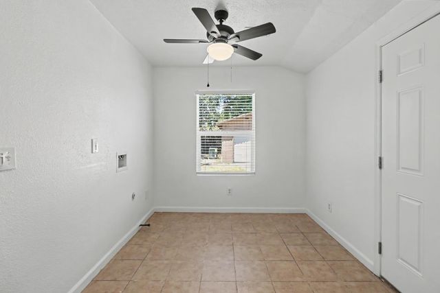 2313 Piercy Ave, Sacramento, CA 95838