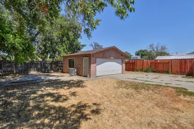 2313 Piercy Ave, Sacramento, CA 95838