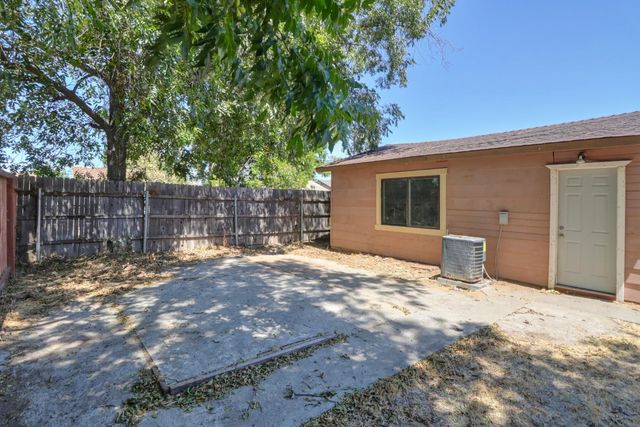 2313 Piercy Ave, Sacramento, CA 95838