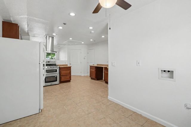 2313 Piercy Ave, Sacramento, CA 95838