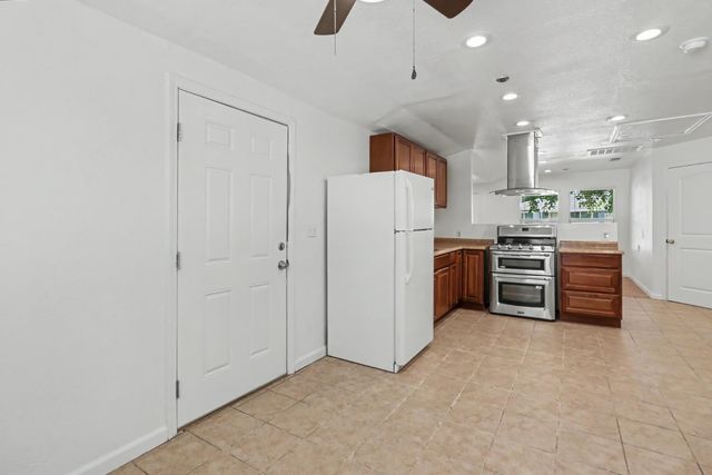 2313 Piercy Ave, Sacramento, CA 95838