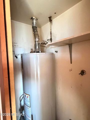 9500 E 33rd Street, Tucson, AZ 85748