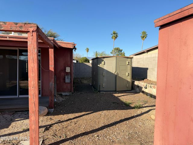 9500 E 33rd Street, Tucson, AZ 85748