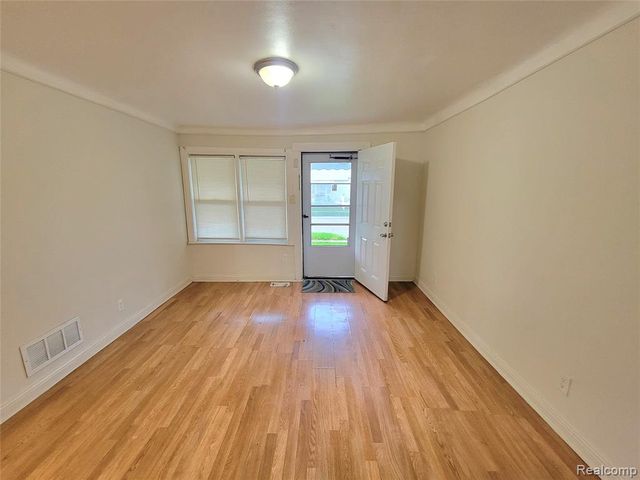 7248 Hupp Avenue, Warren, MI 48091