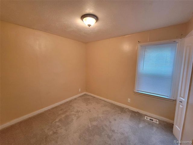 7248 Hupp Avenue, Warren, MI 48091