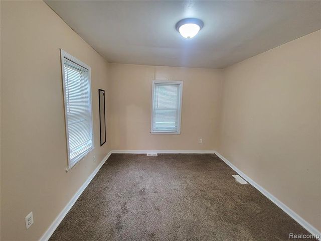 7248 Hupp Avenue, Warren, MI 48091