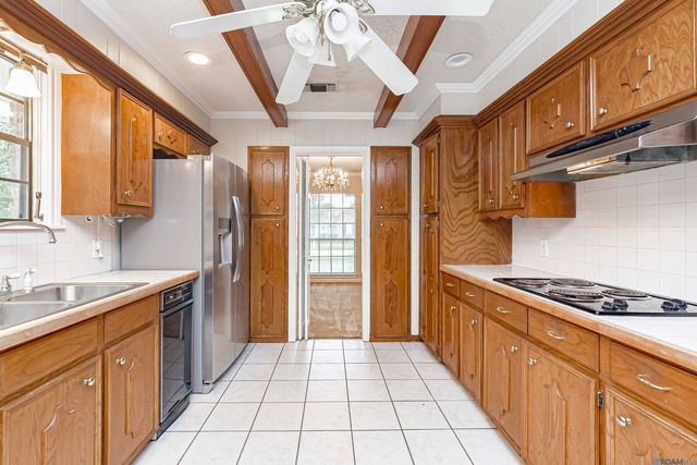 3922 Pine Park Dr, Baton Rouge, LA 70809