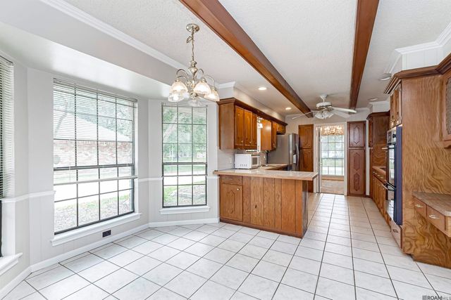 3922 Pine Park Dr, Baton Rouge, LA 70809