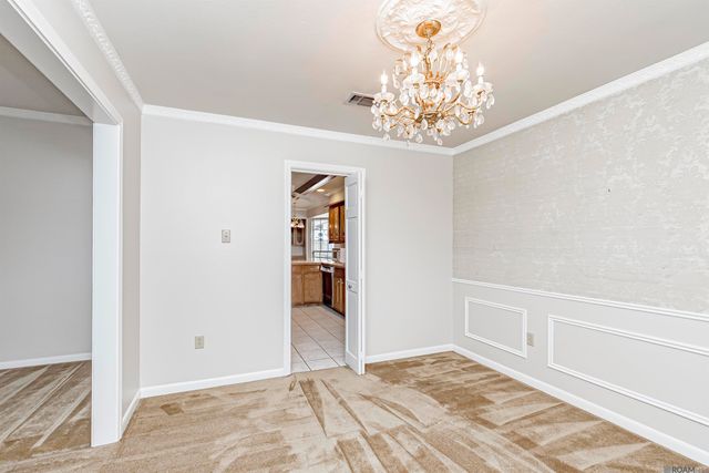 3922 Pine Park Dr, Baton Rouge, LA 70809