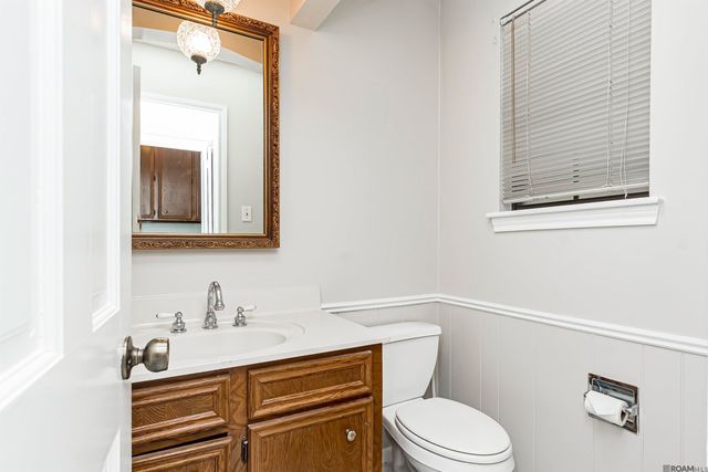 3922 Pine Park Dr, Baton Rouge, LA 70809