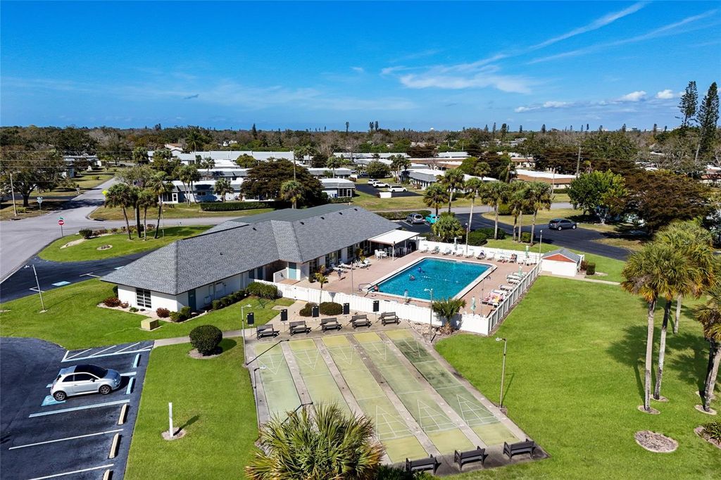 Image 27 of property listing at 3618 34TH AVENUE DRIVE W N/A, Bradenton, FL 34205