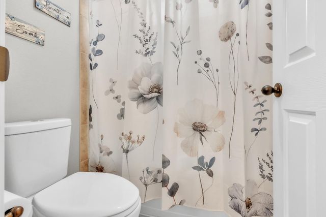 433 Castle Oaks Dr, Ione, CA 95640