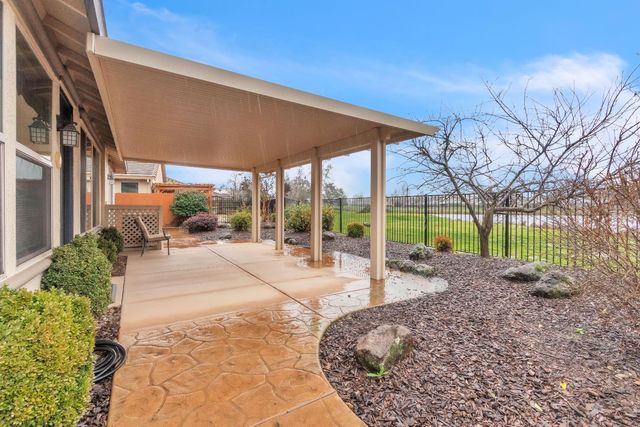 433 Castle Oaks Dr, Ione, CA 95640