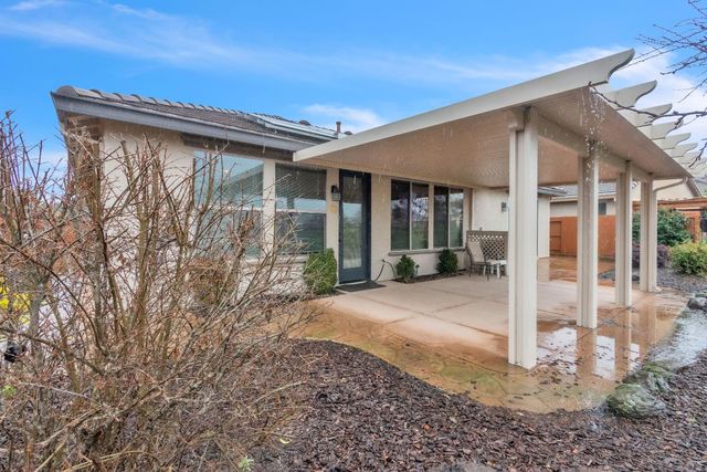 433 Castle Oaks Dr, Ione, CA 95640