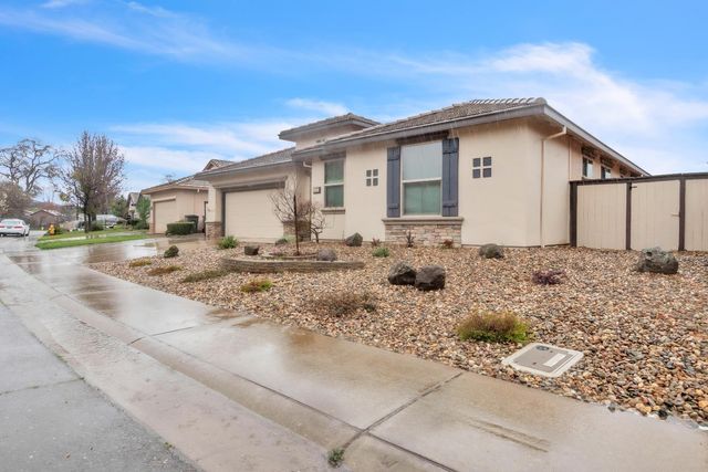 433 Castle Oaks Dr, Ione, CA 95640