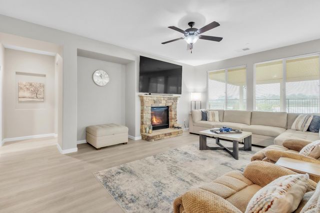 433 Castle Oaks Dr, Ione, CA 95640