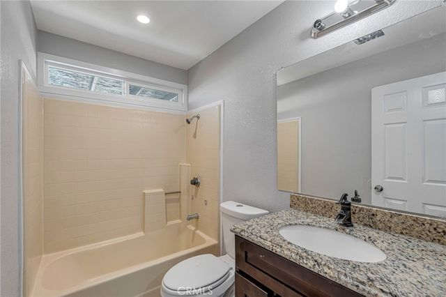 25023 Camino Del Norte, Barstow, CA 92311