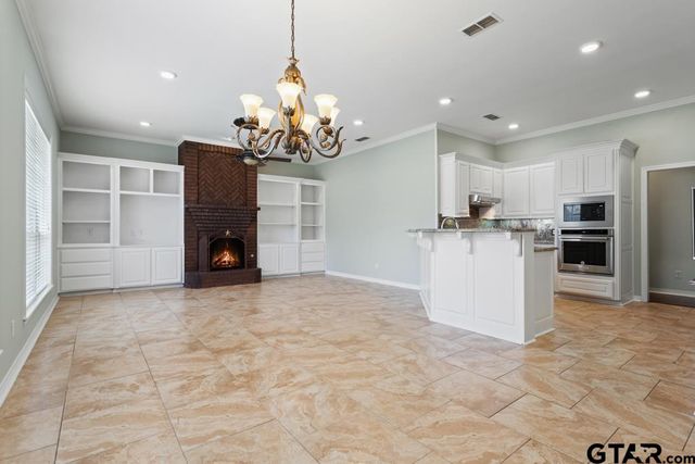 2113 Dover, Tyler, TX 75703