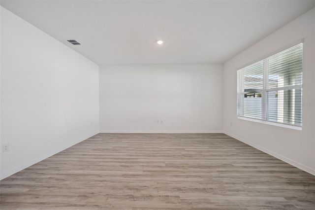 3515 NETTLE LOOP, Tavares, FL 32778