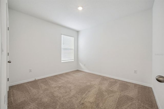3515 NETTLE LOOP, Tavares, FL 32778
