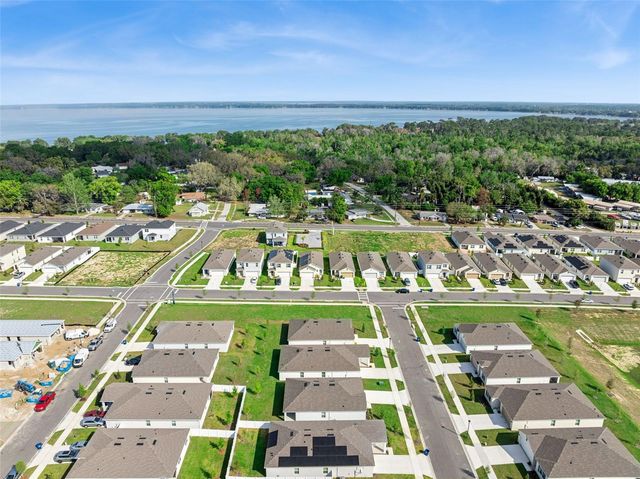 3515 NETTLE LOOP, Tavares, FL 32778