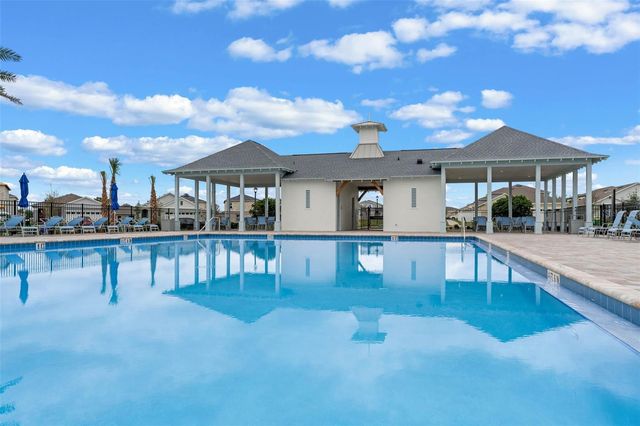 3515 NETTLE LOOP, Tavares, FL 32778