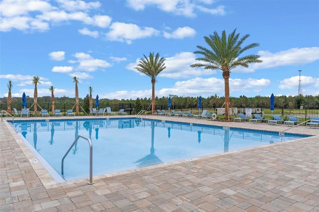 3515 NETTLE LOOP, Tavares, FL 32778